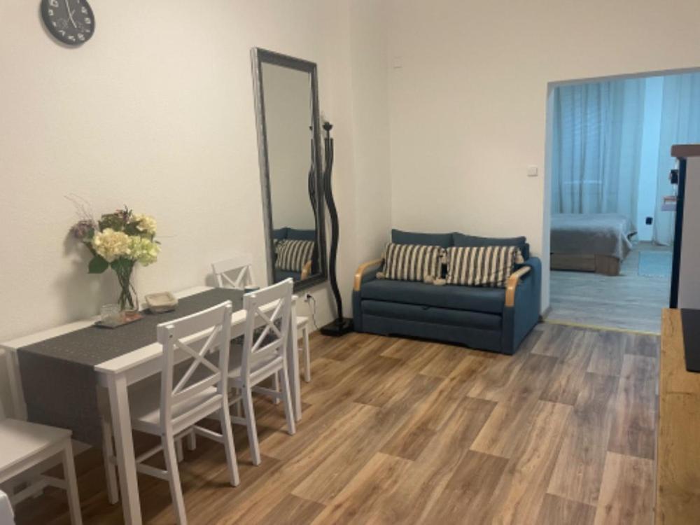 Apartmany Zeleznicarska Usti nad Labem Exterior photo